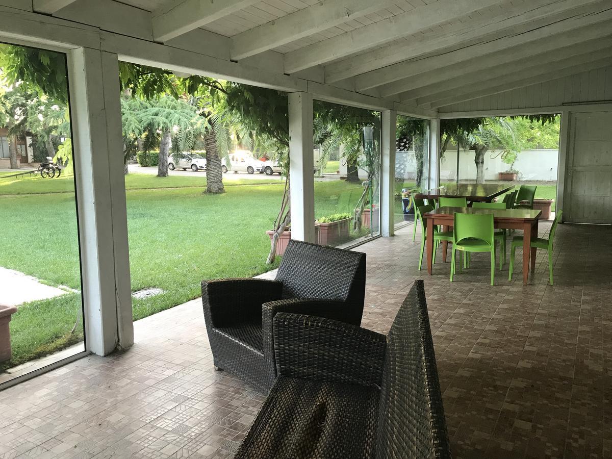 Masseria Nel Sole Hotel Лучера Екстериор снимка