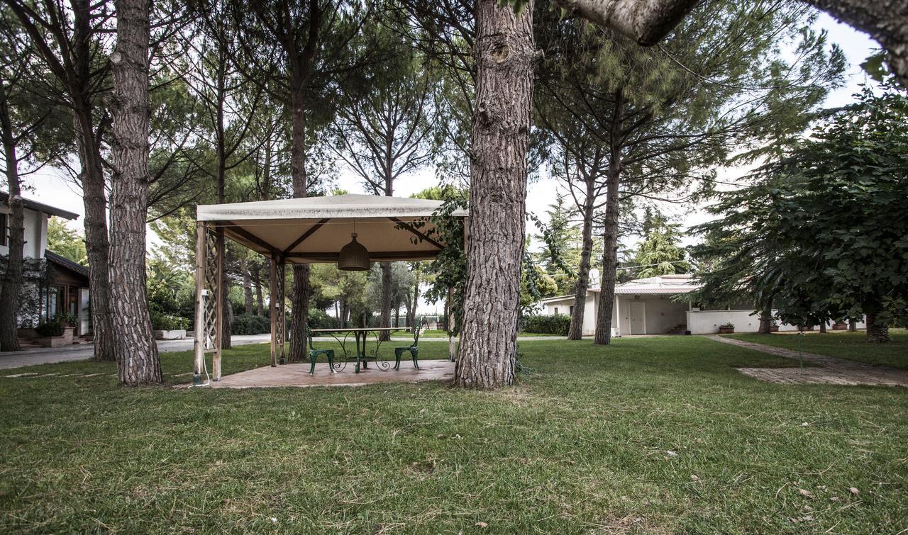 Masseria Nel Sole Hotel Лучера Екстериор снимка